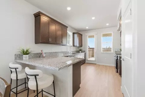 Kitchen - 1107 Goffey Cir, Galt, CA 95632 photo 1 of 6