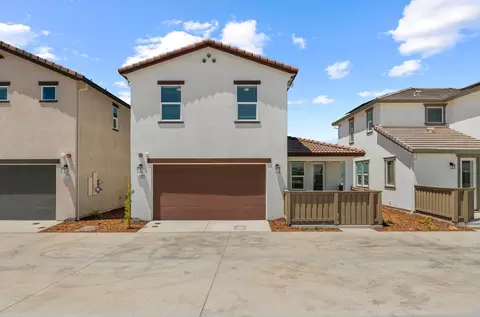Exterior - 1107 Goffey Cir, Galt, CA 95632 photo 3 of 7
