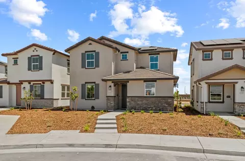 Exterior - 1107 Goffey Cir, Galt, CA 95632 photo 6 of 7