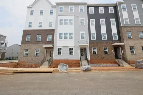 Exterior - 715 Iron Forge Rd UNIT D, Frederick, MD 21702 photo 2 of 5