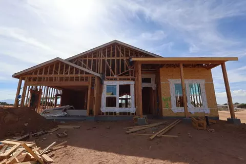 Exterior - 6972 Saddleback St, Hesperia, CA 92345 photo 2 of 7
