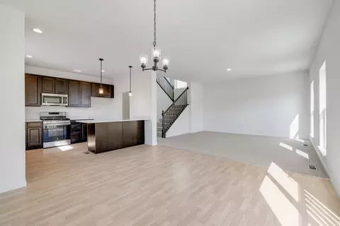 Living - 1308 Hillside Ct, Rolla, MO 65401 photo 14 of 23