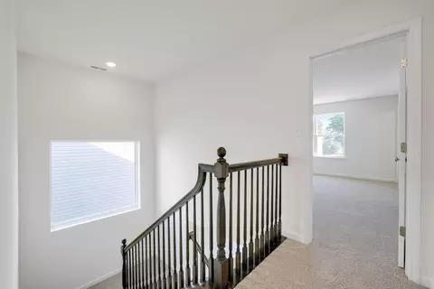 Entry Way - 1308 Hillside Ct, Rolla, MO 65401 photo 5 of 10