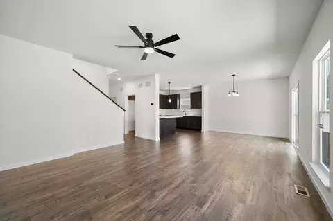 Living - 1308 Hillside Ct, Rolla, MO 65401 photo 22 of 23