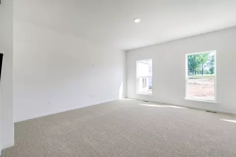 Living - 1308 Hillside Ct, Rolla, MO 65401 photo 10 of 23