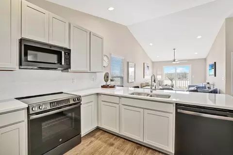 Kitchen - 1308 Hillside Ct, Rolla, MO 65401 photo 23 of 23