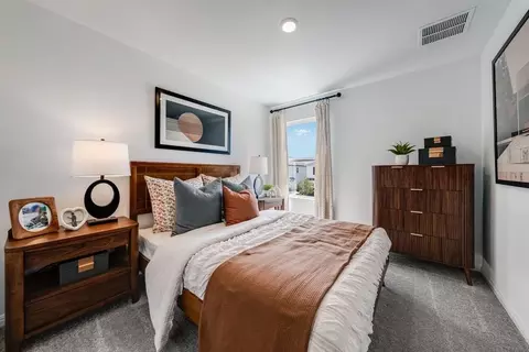 Bedroom - 960 Cherrystone Loop, Buda, TX 78610 photo 4 of 9