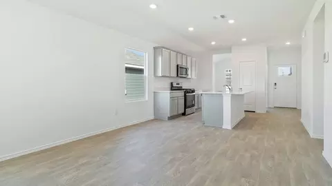 Entry Way - 116 Caddo Bnd, Kyle, TX 78640 photo 2 of 6