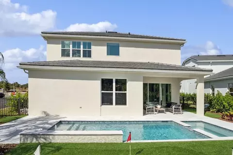 Exterior - 6715 SE Lost Pine Dr, Stuart, FL 34997 photo 4 of 9