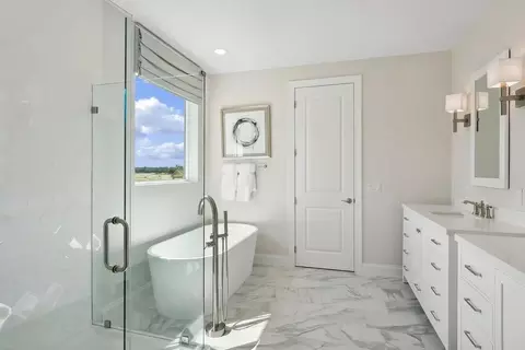 Bath - 6715 SE Lost Pine Dr, Stuart, FL 34997 photo 2 of 4