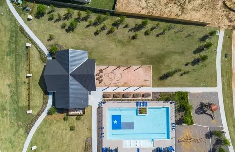 View/Area - 574 Ruby Bend Ln, Montgomery, TX 77356 photo 2 of 6