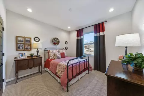 Bedroom - 32111 River Birch Ln, Waller, TX 77484 photo 3 of 6