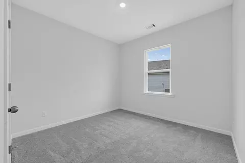 Bedroom - 312 Mahan Dr, Perry, GA 31069 photo 5 of 6