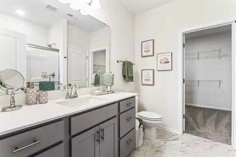 Bath - 8765 Bo St, Plainfield, IN 46168 photo 2 of 3