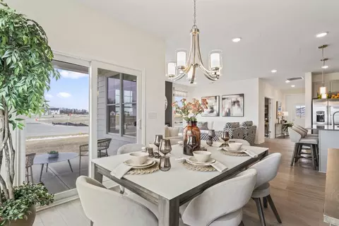 Dining - 8765 Bo St, Plainfield, IN 46168 photo 3 of 4