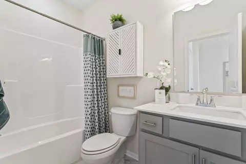 Bath - 8765 Bo St, Plainfield, IN 46168 photo 1 of 3