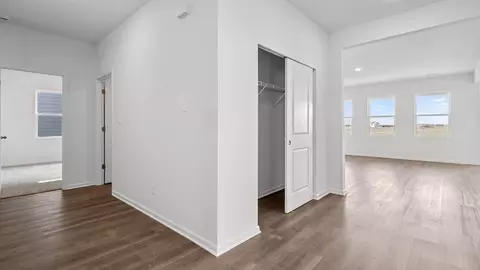 Entry Way - 290 Snowdrop Ln, Elgin, IL 60124 photo 3 of 7
