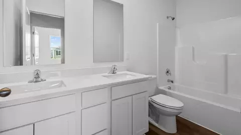 Bath - 290 Snowdrop Ln, Elgin, IL 60124 photo 1 of 7