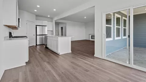 Other - 290 Snowdrop Ln, Elgin, IL 60124 photo 2 of 14