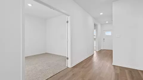 Entry Way - 290 Snowdrop Ln, Elgin, IL 60124 photo 4 of 7