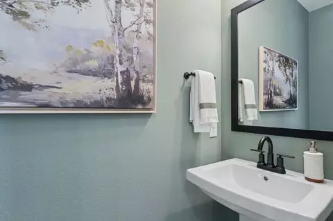 Bath - 1709 Clover Fern Dr, Celina, TX 75009 photo 2 of 5
