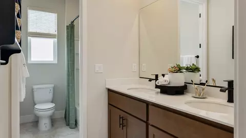 Bath - 3241 Oak Trail Dr, Manteca, CA 95337 photo 6 of 10