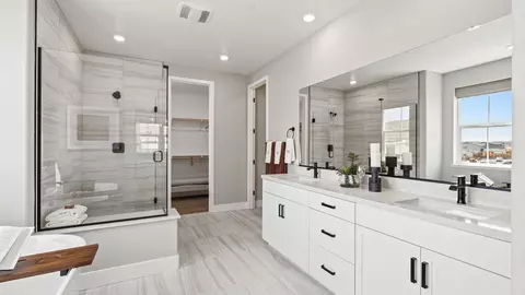 Bath - 4217 Williamson St, Dublin, CA 94568 photo 2 of 17