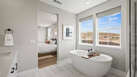 Bath - 4217 Williamson St, Dublin, CA 94568 photo 4 of 17
