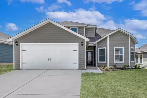904 Holbrook Rd, Fort Worth, TX 76108