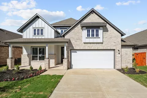 123 Heidi Hl, Castroville, TX 78009