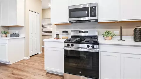 Kitchen - 755 Ashton Dr, Maple Park, IL 60151 photo 1 of 2