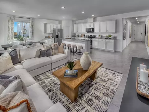 Living - 1292 Revere Loop, Galt, CA 95632 photo 2 of 2