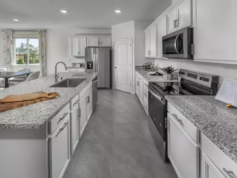 Kitchen - 1292 Revere Loop, Galt, CA 95632 photo 2 of 2
