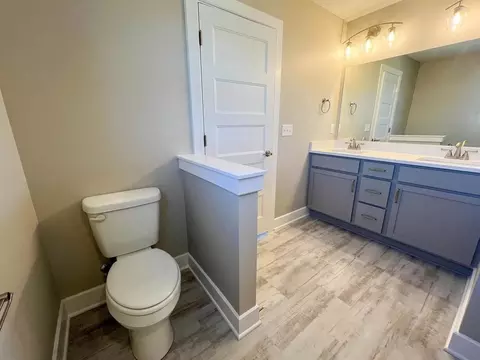 Bath - 403 E Park Pl, Andover, KS 67002 photo 4 of 4