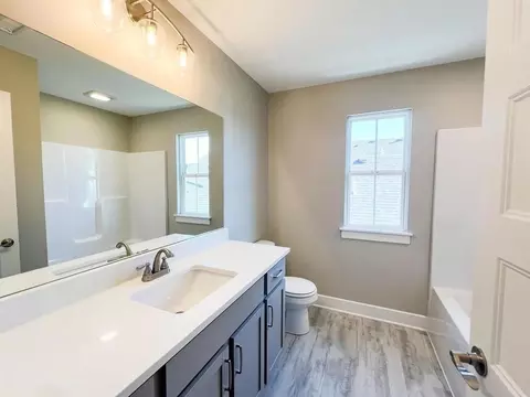 Bath - 403 E Park Pl, Andover, KS 67002 photo 2 of 4