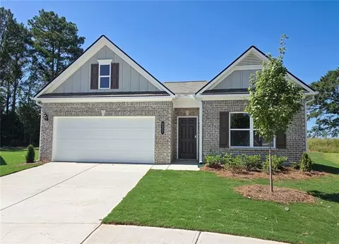 377 Bud St, Hoschton, GA 30548