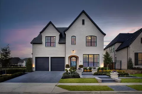 Exterior - 2961 Mockingbird Ln, Prosper, TX 75078 photo 7 of 12
