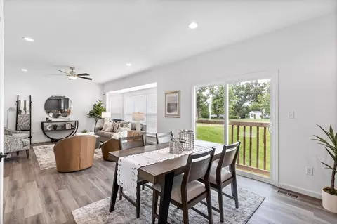 Dining - 10245 Spokane Dr, Affton, MO 63123 photo 11 of 14