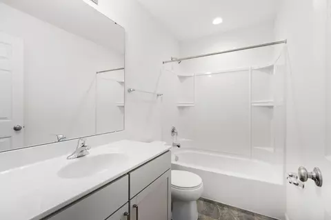 Bath - 10245 Spokane Dr, Affton, MO 63123 photo 16 of 20