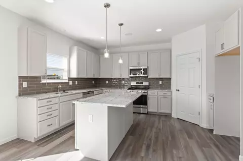 Kitchen - 10245 Spokane Dr, Affton, MO 63123 photo 21 of 27