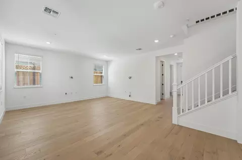 Living - 786 Abigail Pl, Walnut Creek, CA 94598 photo 3 of 6