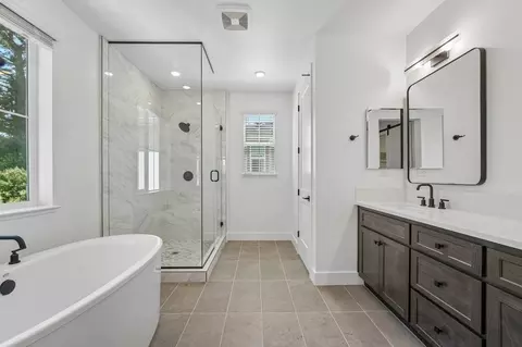 Bath - 786 Abigail Pl, Walnut Creek, CA 94598 photo 1 of 4