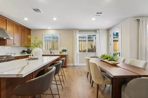 Dining - 786 Abigail Pl, Walnut Creek, CA 94598 photo 4 of 4