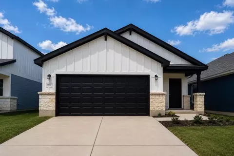 963 Bluegrass Pt, New Braunfels, TX 78130