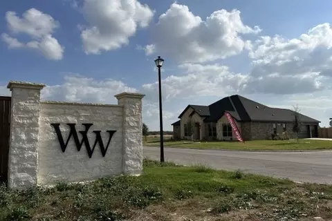 6737 Mamaw Ln, Temple, TX 76502