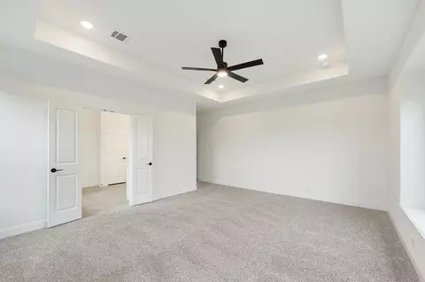 Bedroom - 237 Sweetwater Dr, Commerce, TX 75428 photo 2 of 10