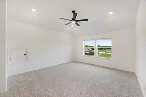 Bedroom - 237 Sweetwater Dr, Commerce, TX 75428 photo 4 of 10