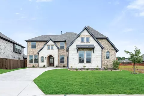 Exterior - 237 Sweetwater Dr, Commerce, TX 75428 photo 3 of 6