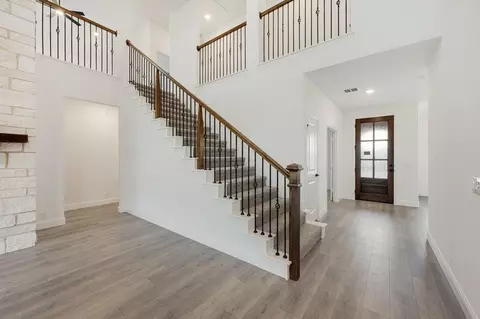 Entry Way - 237 Sweetwater Dr, Commerce, TX 75428 photo 4 of 4