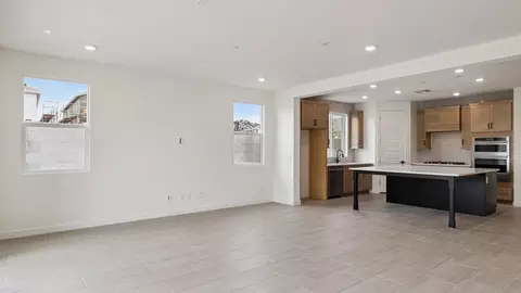 Living - 24025 N 25th St, Phoenix, AZ 85024 photo 3 of 6
